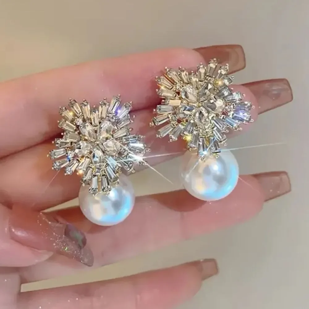 Flower Round Pearl Stud Earrings